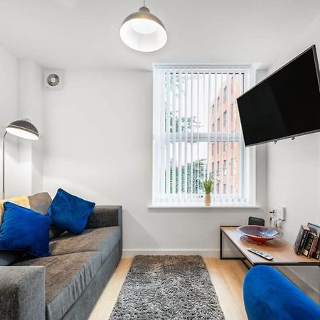 A Lovely 2 Bedroom Apartment In The Heart Of Preston Preston  Exterior photo