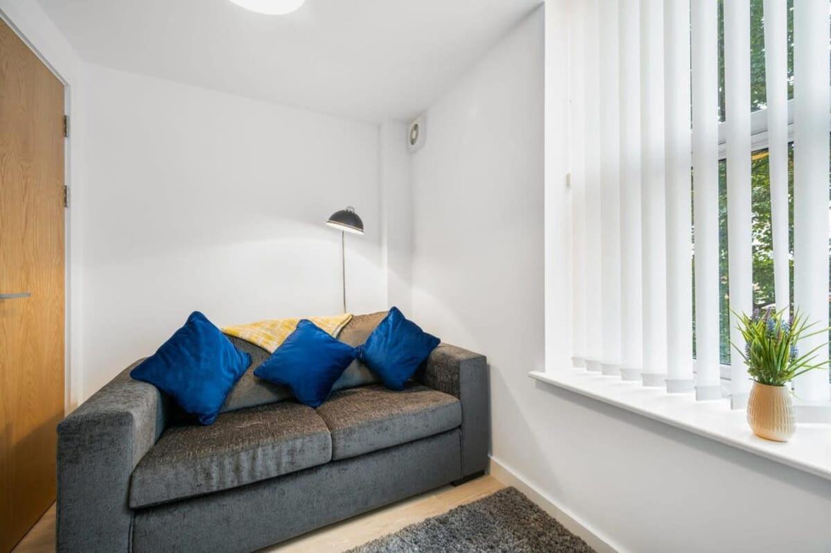 A Lovely 2 Bedroom Apartment In The Heart Of Preston Preston  Exterior photo